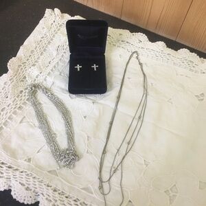 Elegant Silver Cross Earrings and Necklace Set
